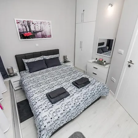 Gray Luxe Apartament *